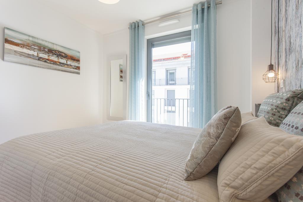 Bairrus Lisbon Apartments - Mello الغرفة الصورة